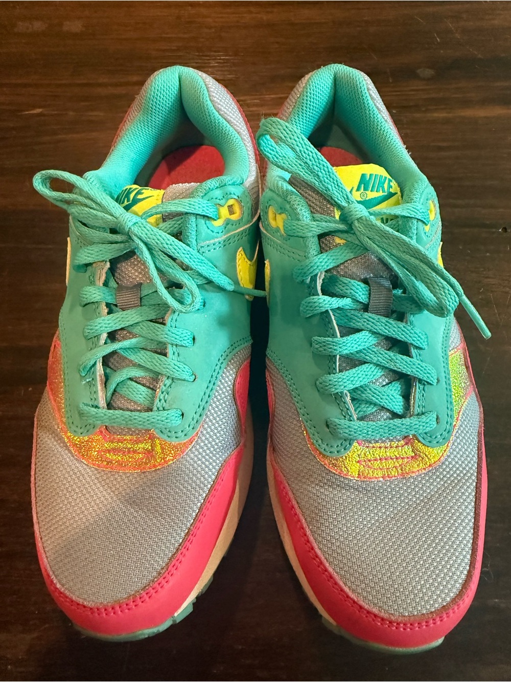 Nike Teal, Pink & Yellow Youth 6 Running Sneakers